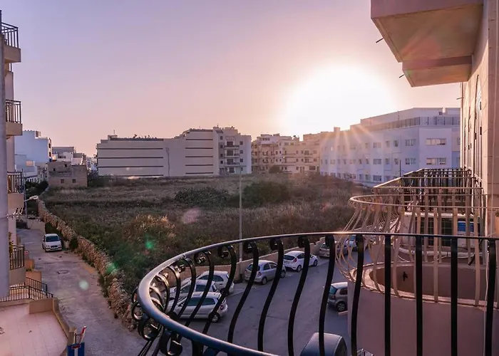 Sea-view 1 Bedroom -sleeps 4 Lejlighed Marsaskala