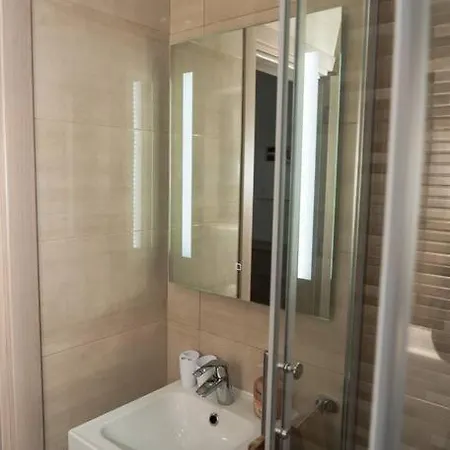 Sea-view 1 Bedroom -sleeps 4 アパート *