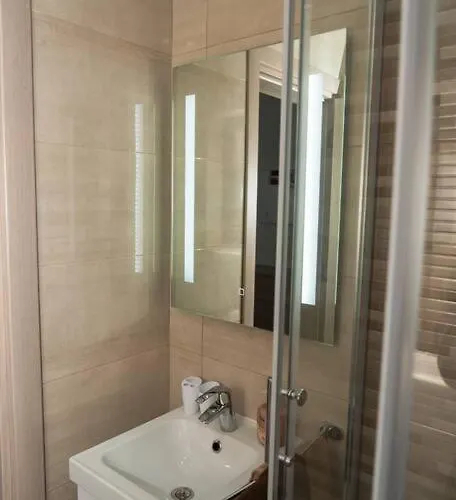 Sea-view 1 Bedroom -sleeps 4 Διαμέρισμα *